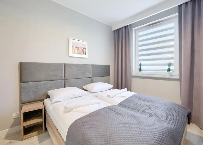 Lesne Tarasy, Sun & Snow Dziwnówek